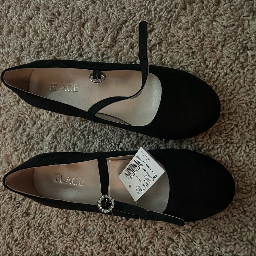 Girls dress shoe
